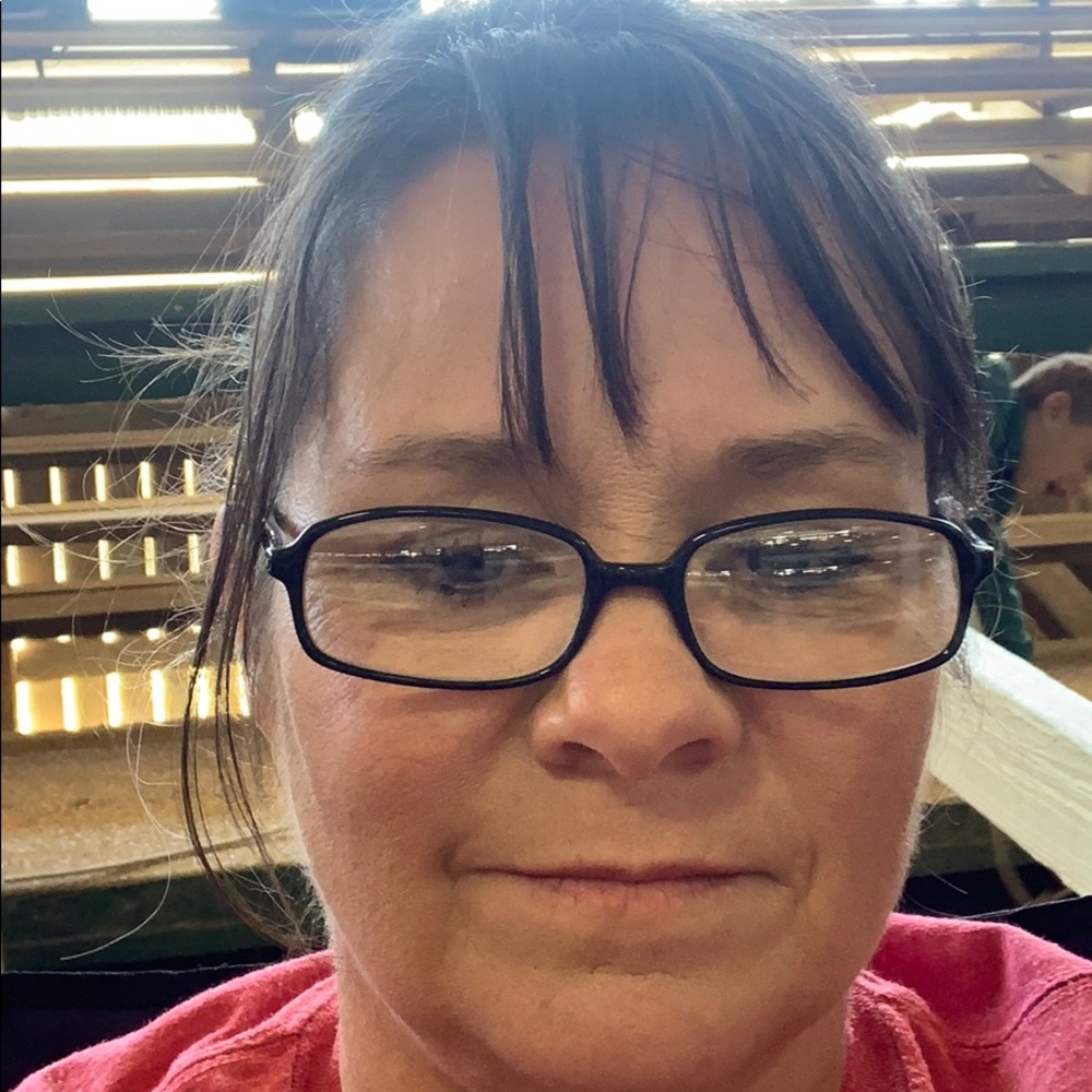 Meet your Posher, Cindy